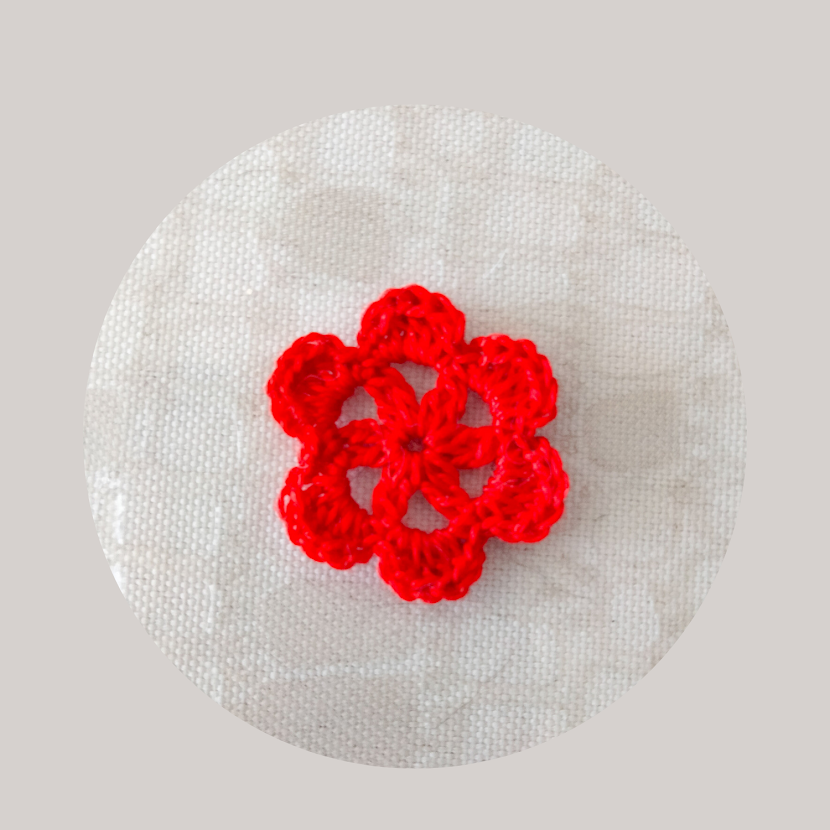 Simone - Fleur appliquée Rouge