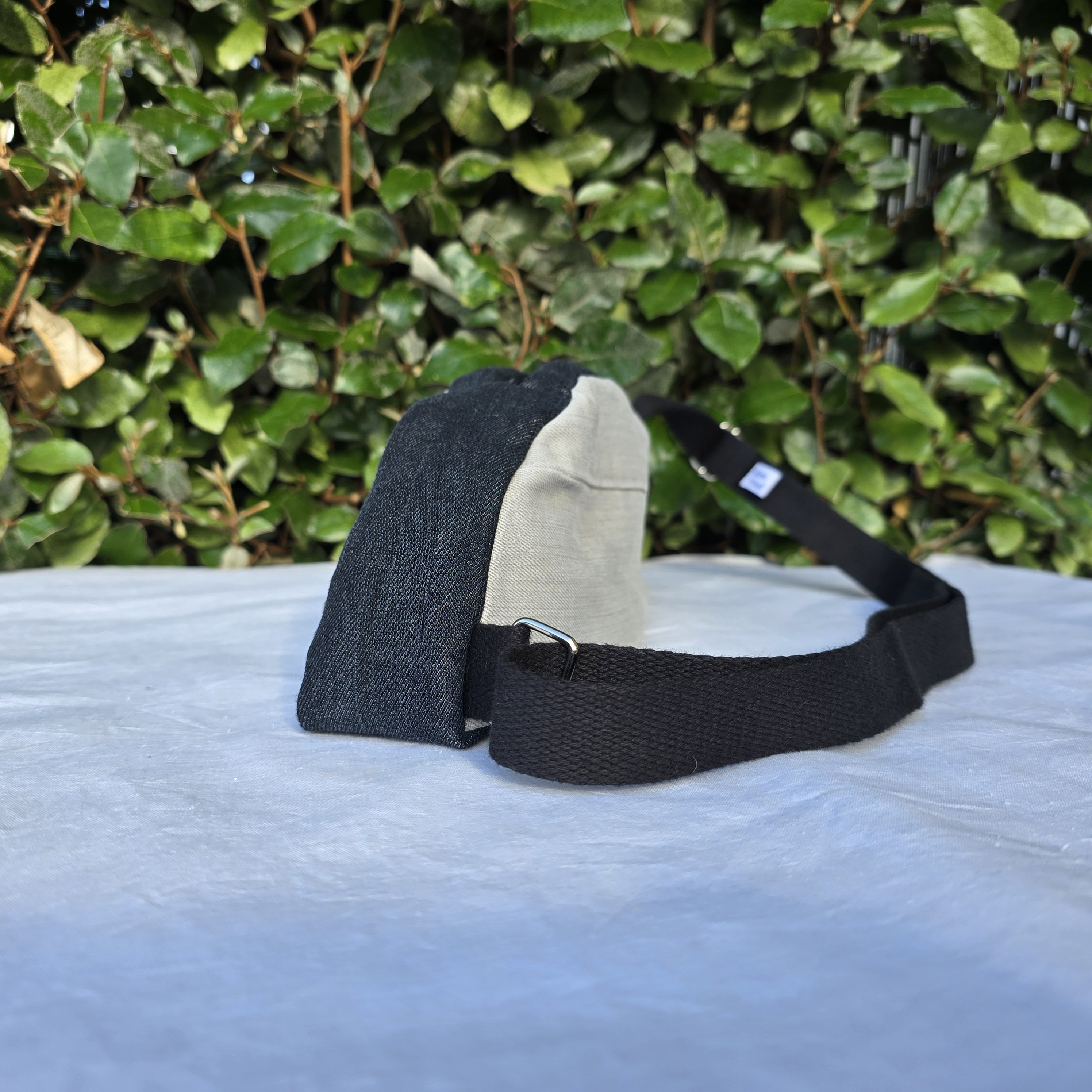 sac banane r&eacute;invent&eacute;, design unique, en jean upcycling