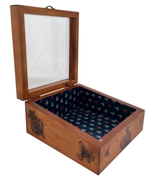 Boite en bois inclinée et son couvercle en verre. Model : ancre marine.
