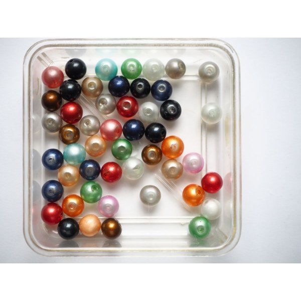 50 perles verre multicolores 8mm