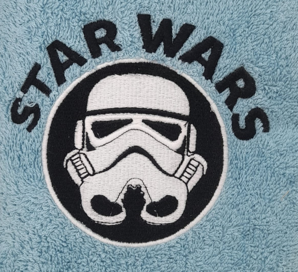 serviette bleu clair brodée Science fiction " Star Wars " à personnaliser