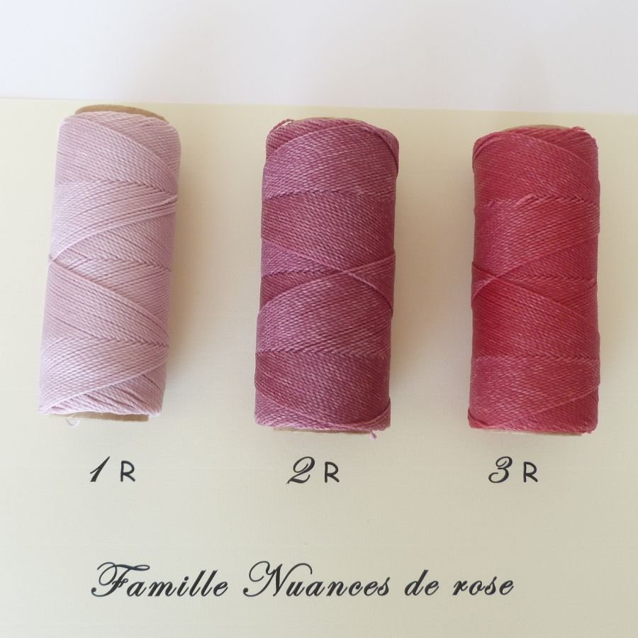 Bijoux en micro-macramé à personnaliser  en "Nuances de rose" 