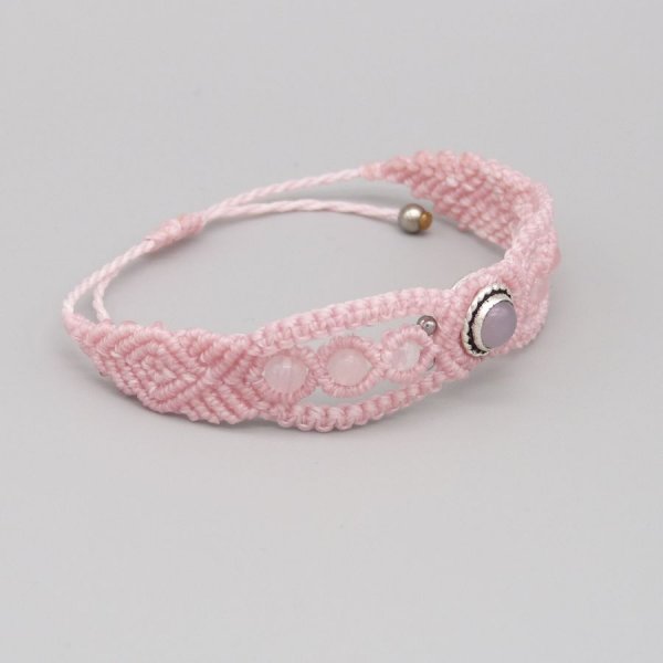 Bracelet micro-macramé  rose avec une pierre sertie quartz rose