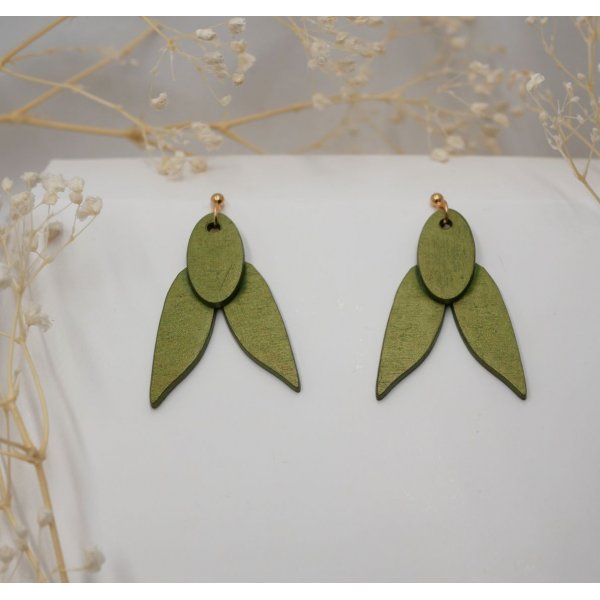 Boucles d'oreilles en bois Cigales vert brillant
