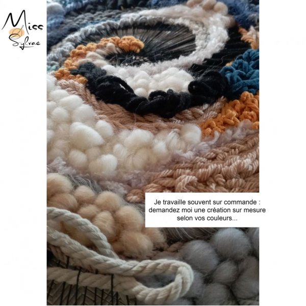 D&eacute;coration Tortue marine en tissage de laine noir et vert