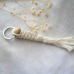 Porte-clés macramé perle en bois et corde coton couleur au choix 