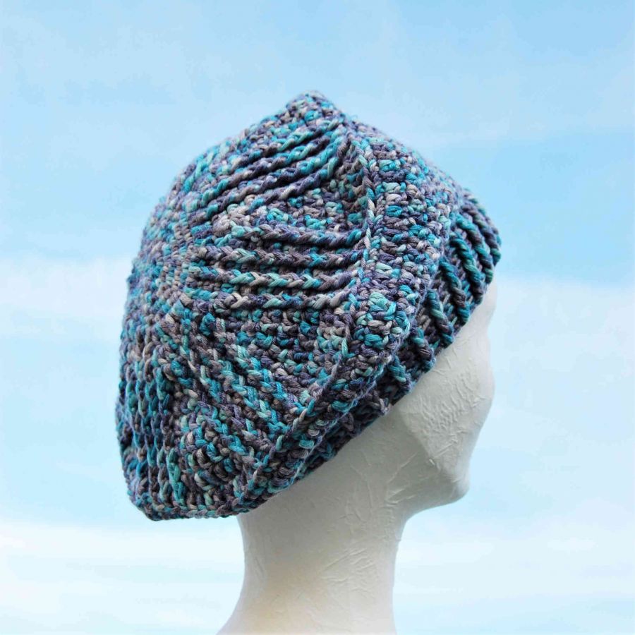 Beret enfant couleur gris, bleu, turquoise, blanc
