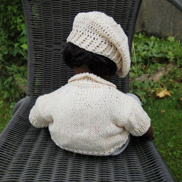 Béret pour poupée en coton beige 
