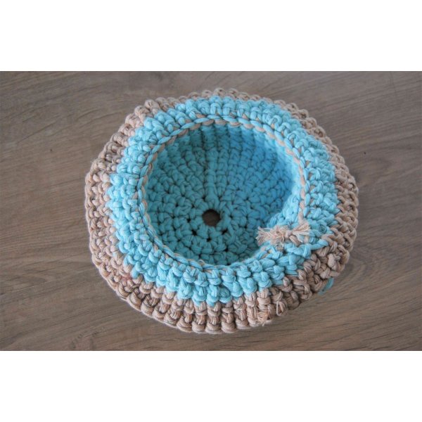 Chapeau en coton pour poupée de couleur vert piscine et taupe avec fleur