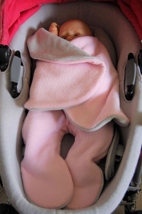 couverture bébé combi d'ange spéciale nacelle, cosy, hamac et porte bébé en polaire