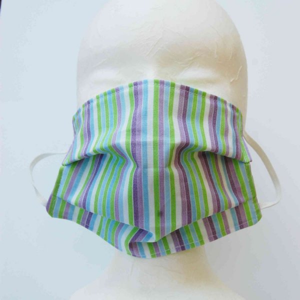 masque enfant en coton réversible rayures et pois vert blanc violet