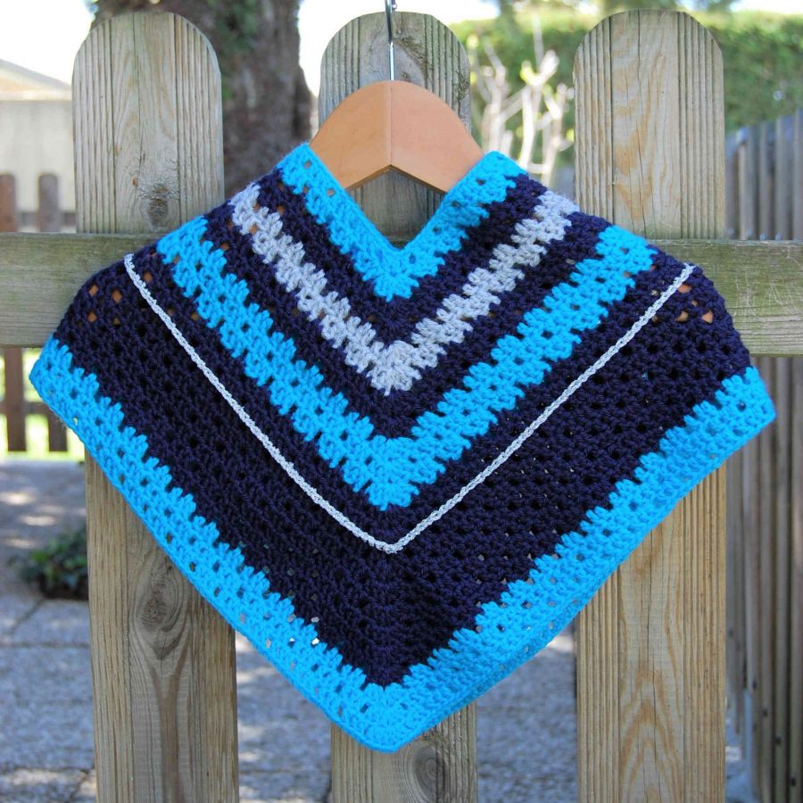 Poncho enfant 1 à 3 ans, en laine douce bleu marine, turquoise et gris avec fil brillant argent