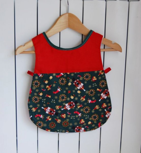 Tablier chasuble enfant 1-2 ans rouge et vert motif Noël
