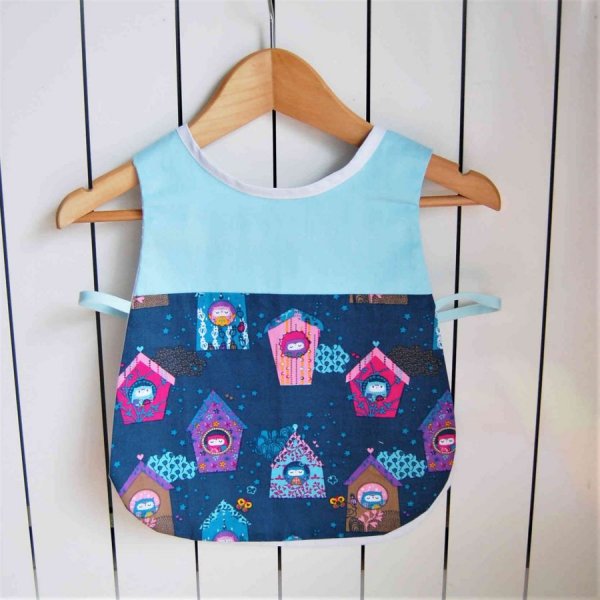 Tablier chasuble enfant 1-2 ans haut turquoise et bas motifs hiboux et nichoirs