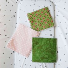 3 lingettes carrées en coton et polaire blanche