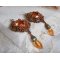 BO Harmony Ambre brodées avec des Cristaux de Swarovski, des cabochons en verre de bohème des années 1960, des mini-gouttes, des rocailles et des crochets d'oreilles en Gold Filled 14 carats