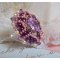 Bague Chinese Purple Stone brodée avec des cristaux de Swarovski et des rocailles