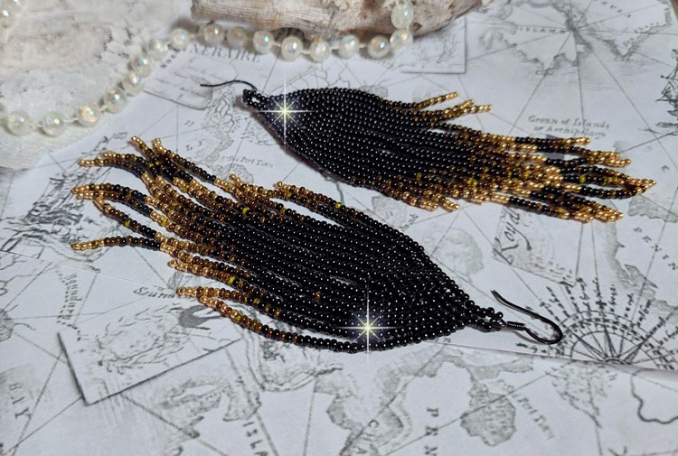 BO Atmosphère montées avec des perles de rocailles japonaises en verre et des crochets noires laiton