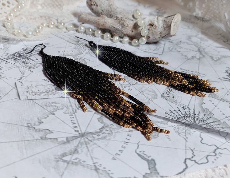 BO Atmosphère montées avec des perles de rocailles japonaises en verre et des crochets noires laiton