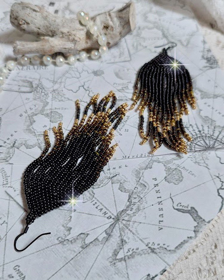 BO Atmosphère montées avec des perles de rocailles japonaises en verre et des crochets noires laiton