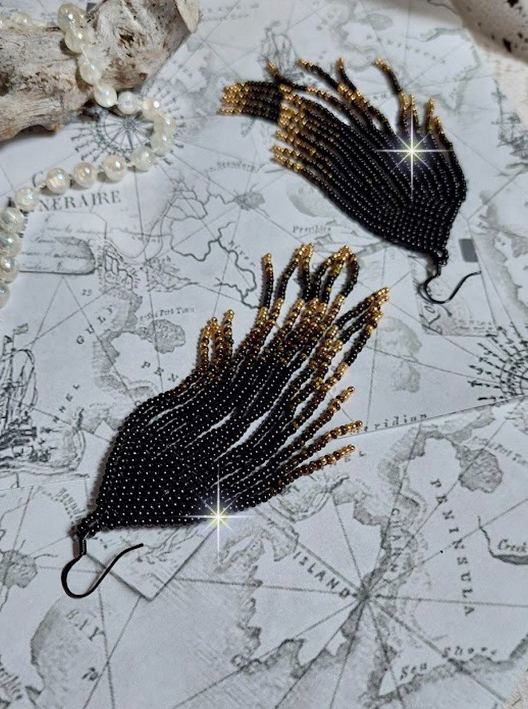 BO Atmosphère montées avec des perles de rocailles japonaises en verre et des crochets noires laiton
