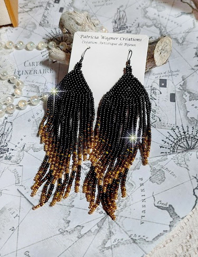 BO Atmosphère montées avec des perles de rocailles japonaises en verre et des crochets noires laiton