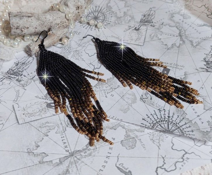 BO Atmosphère montées avec des perles de rocailles japonaises en verre et des crochets noires laiton