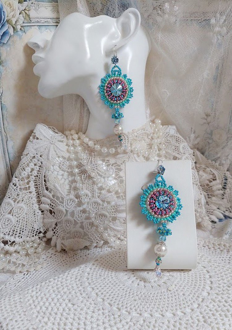 BO Beauty Alicia Blue brodées avec rocailles, perles Cristal Swarovski et crochets en Argent 925