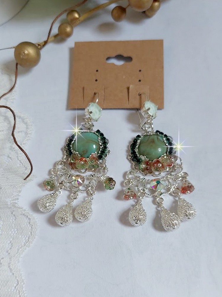 BO Blush Light green montées avec cabochons, estampes, breloques, perles Cristal Swarovski