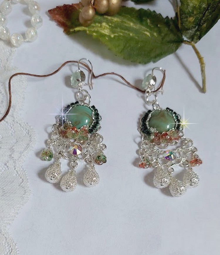 BO Blush Light green montées avec cabochons, estampes, breloques, perles Cristal Swarovski