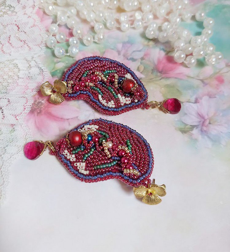BO Enchantement d'Automne brodées avec rocailles, perles rondes nacrées et cristaux Swarovski