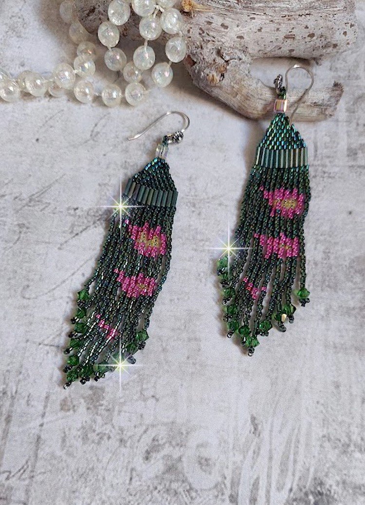 BO Evasion montées avec rocailles verres, tubes, perles cristal Swarovski et crochets d’oreilles Argent 925