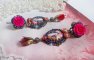 BO Marie et Jésus cabochons résine, fleurs en porcelaine, strass verre, poires facettées et crochets d'oreilles laiton