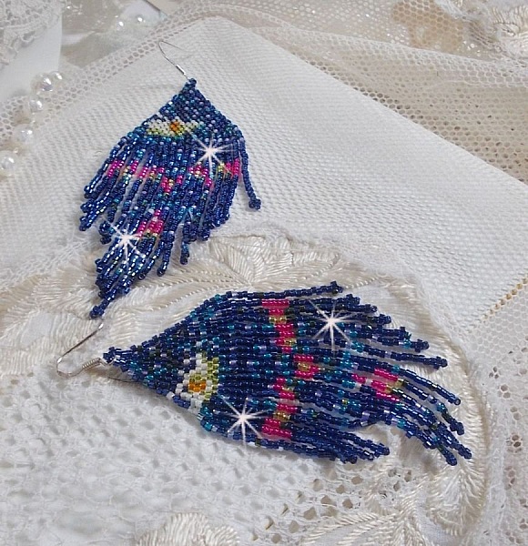 BO N&eacute;nuphars mont&eacute;es avec des rocailles et crochets d'oreilles en argent 925/1000. 