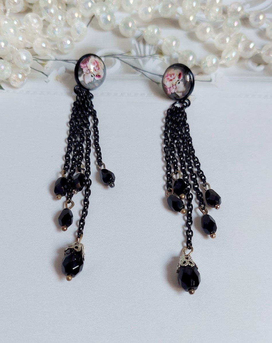 BO Ode Rose et Noire créées avec poires facettées, cabochons verres, puces et chaîne métal 