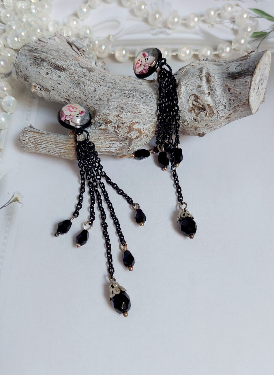 BO Ode Rose et Noire créées avec poires facettées, cabochons verres, puces et chaîne métal 