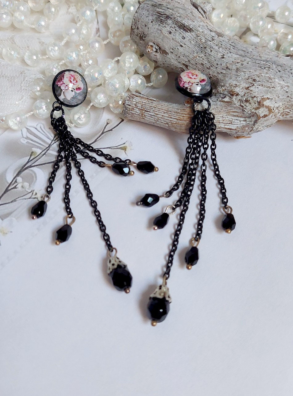 BO Ode Rose et Noire créées avec poires facettées, cabochons verres, puces et chaîne métal 