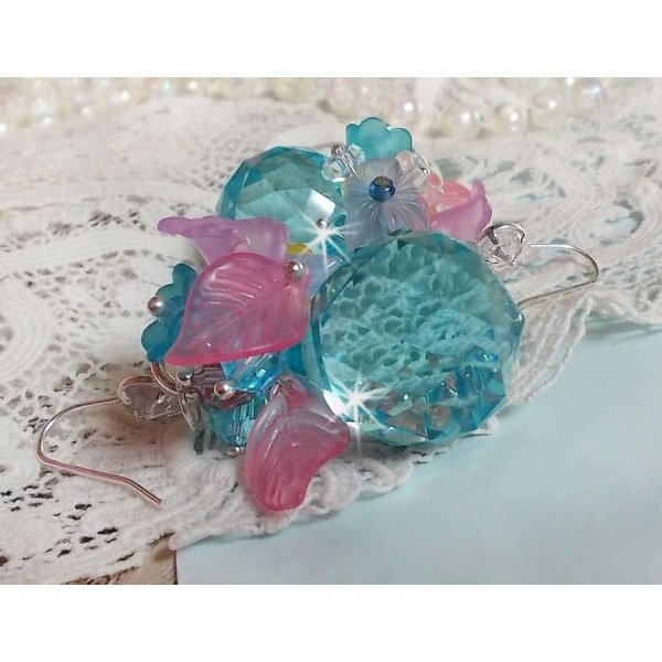 BO Ondine Bleu créées avec des cristaux de Swarovki et des fleurs en résine roses