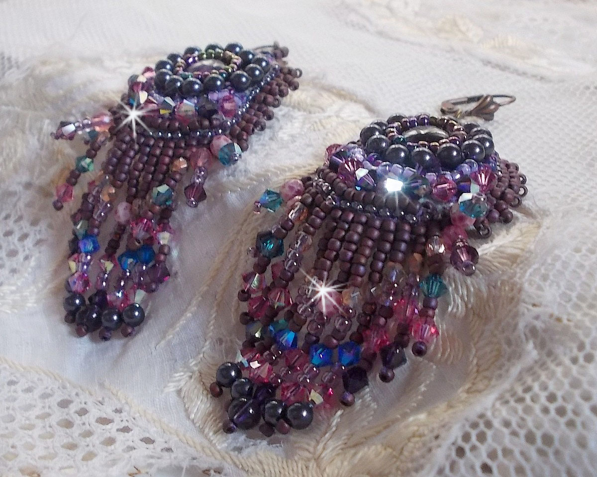 BO Esméralda brodées avec des perles de gemmes, cristal de Swarovski et perles très fines