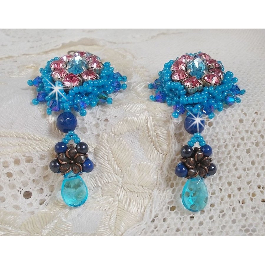 BO Belle Epoque brodées avec des Cristaux de Swarovski, des perles en métal, des perles rondes nacrées et des rocailles