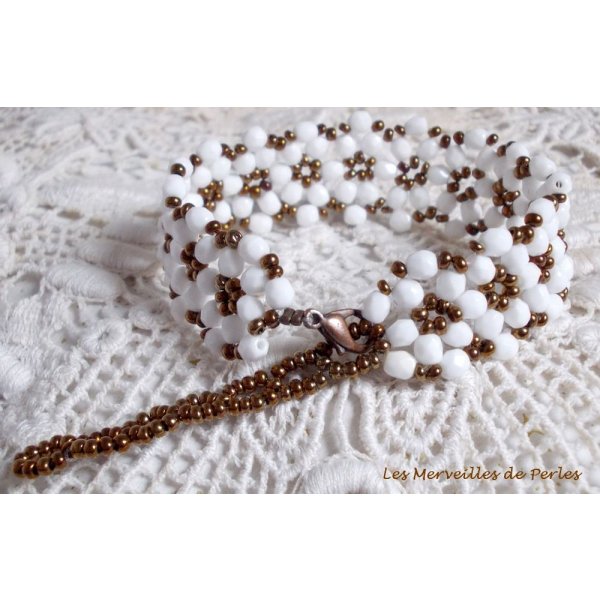 Bracelet Horizon Perles avec des facettes en verre de bohème Blanc et Bronze