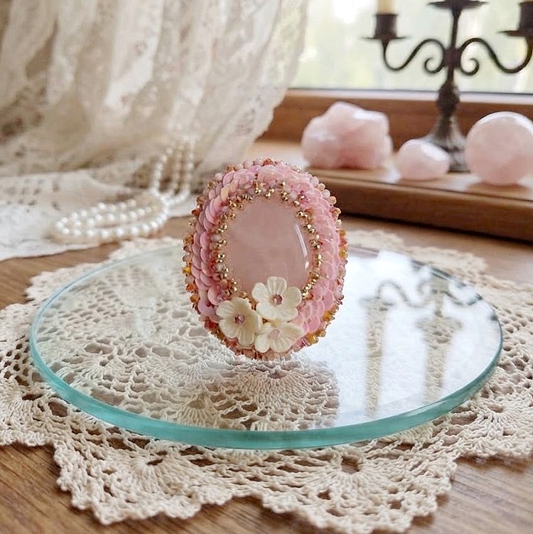 De belles vertus apaisantes, d'amour de soi et d'harmonie. 