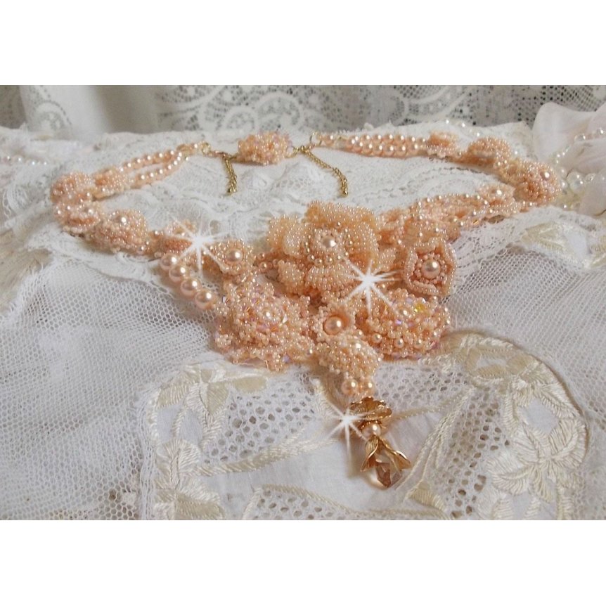 Collier Idylle Beauté Haute-Couture, rien que des perles nacrées de Swarovski et perles de rocailles 