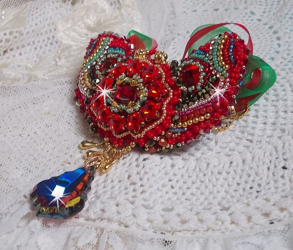 Collier Vintage Argenté Avec Cabochons Rouges – Bijou Fantaisie Ancien, Occasion Bon état
