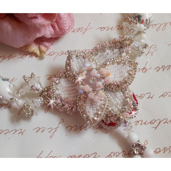 Collier Nuit Etoil&eacute; avec des perles semi-pr&eacute;cieuses et Cristaux de Swarovski