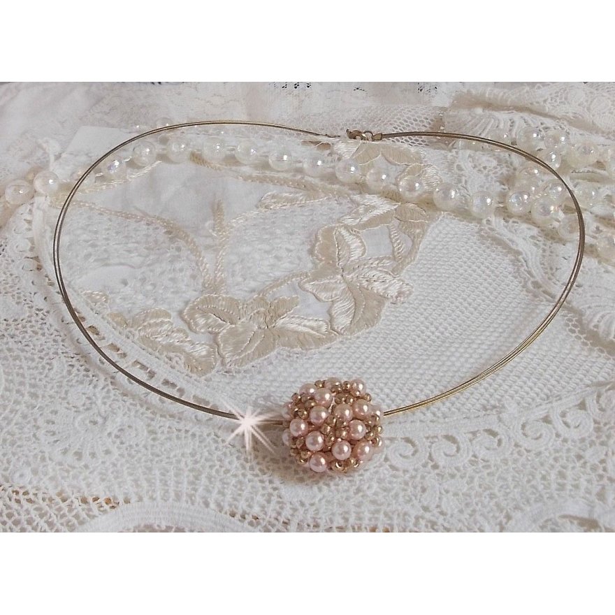 Collier pendentif Boules Nacrées avec des perles nacrées en cristal de Swarovski