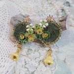 BO Espoir brod&eacute;es avec fleurs et rondes aplaties verres, dentelle, perles Cristal Swarovski