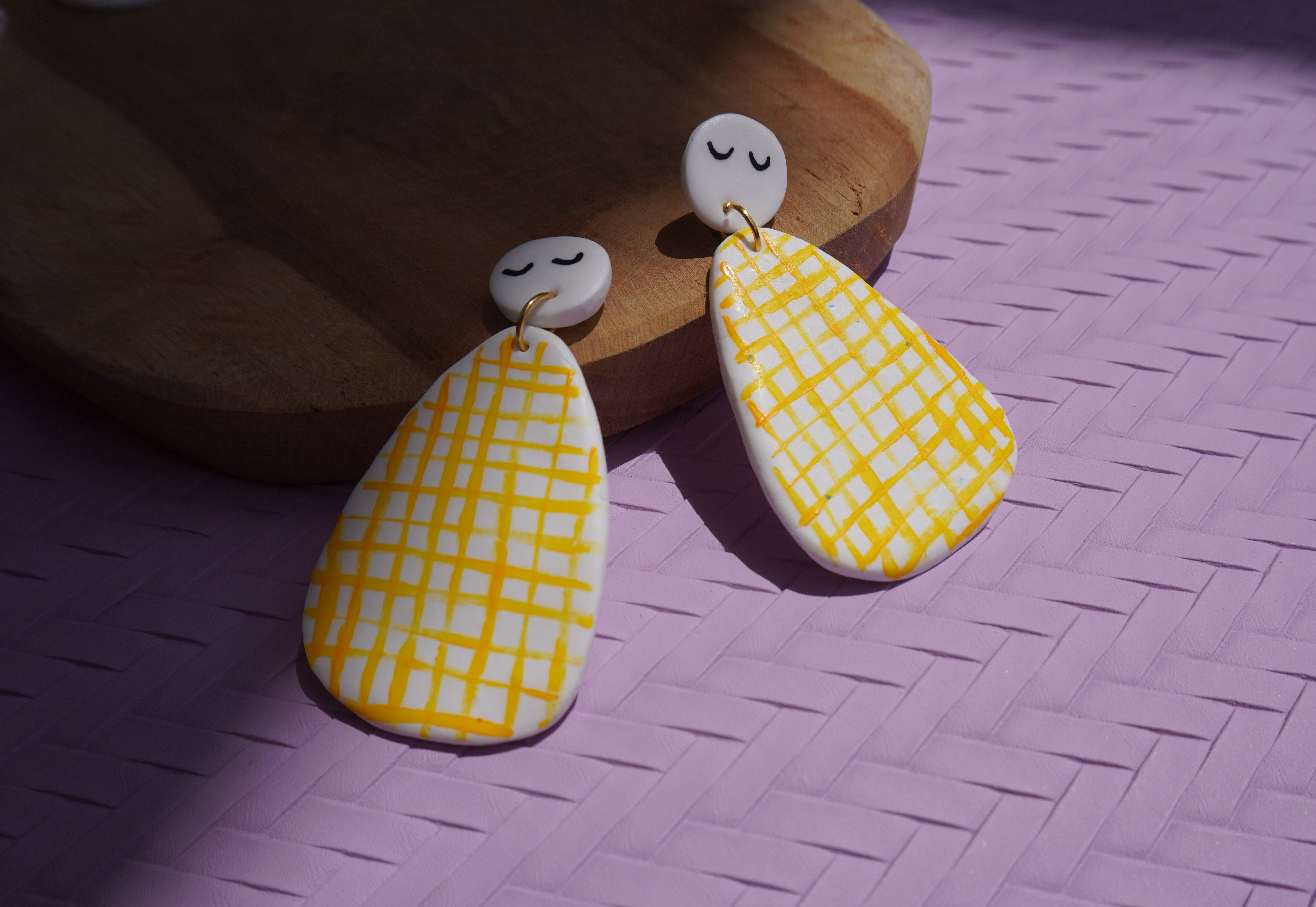 Boucles d'oreilles en argile polym&egrave;re P&eacute;tale