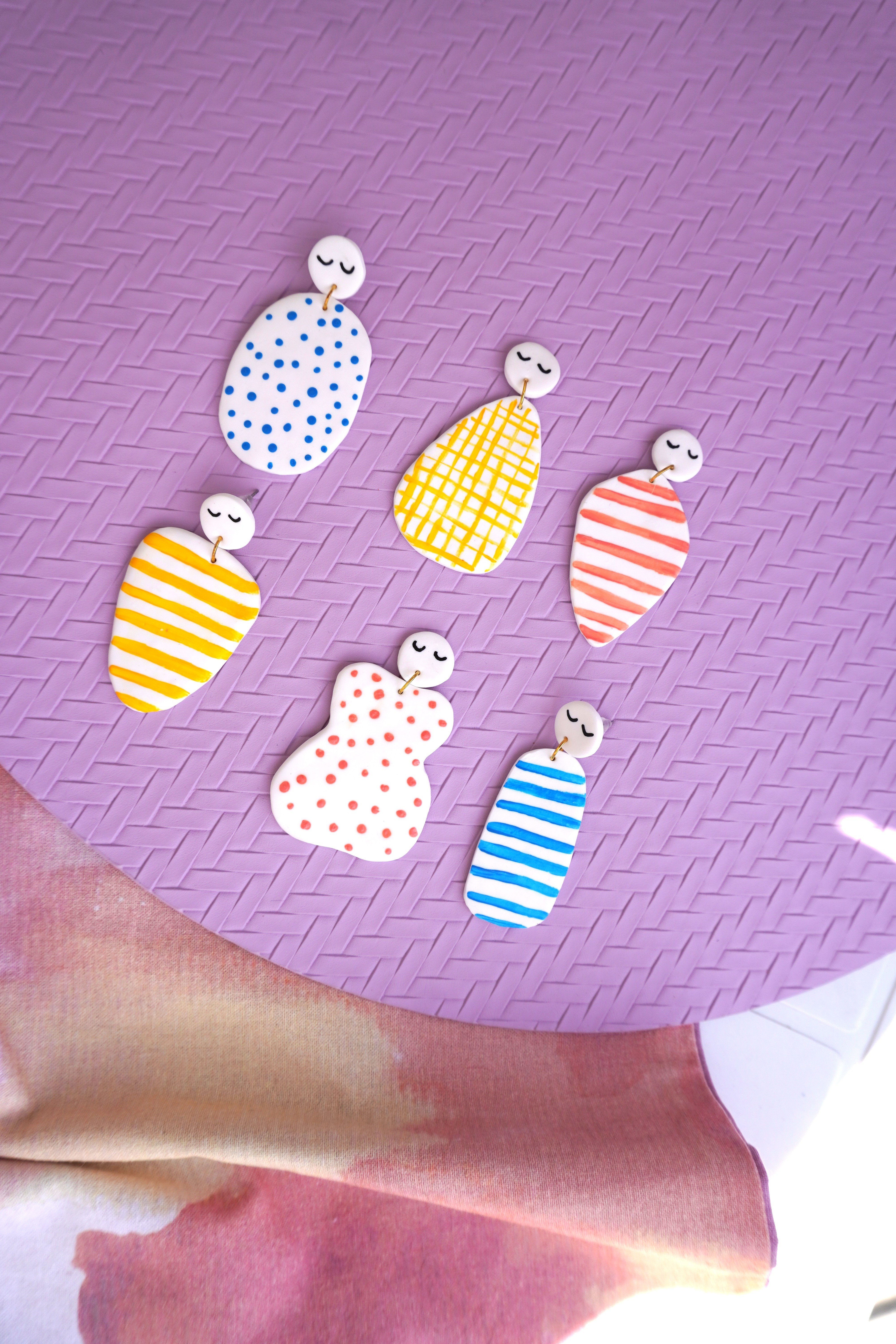 Boucles d'oreilles en argile polymère Pétale
