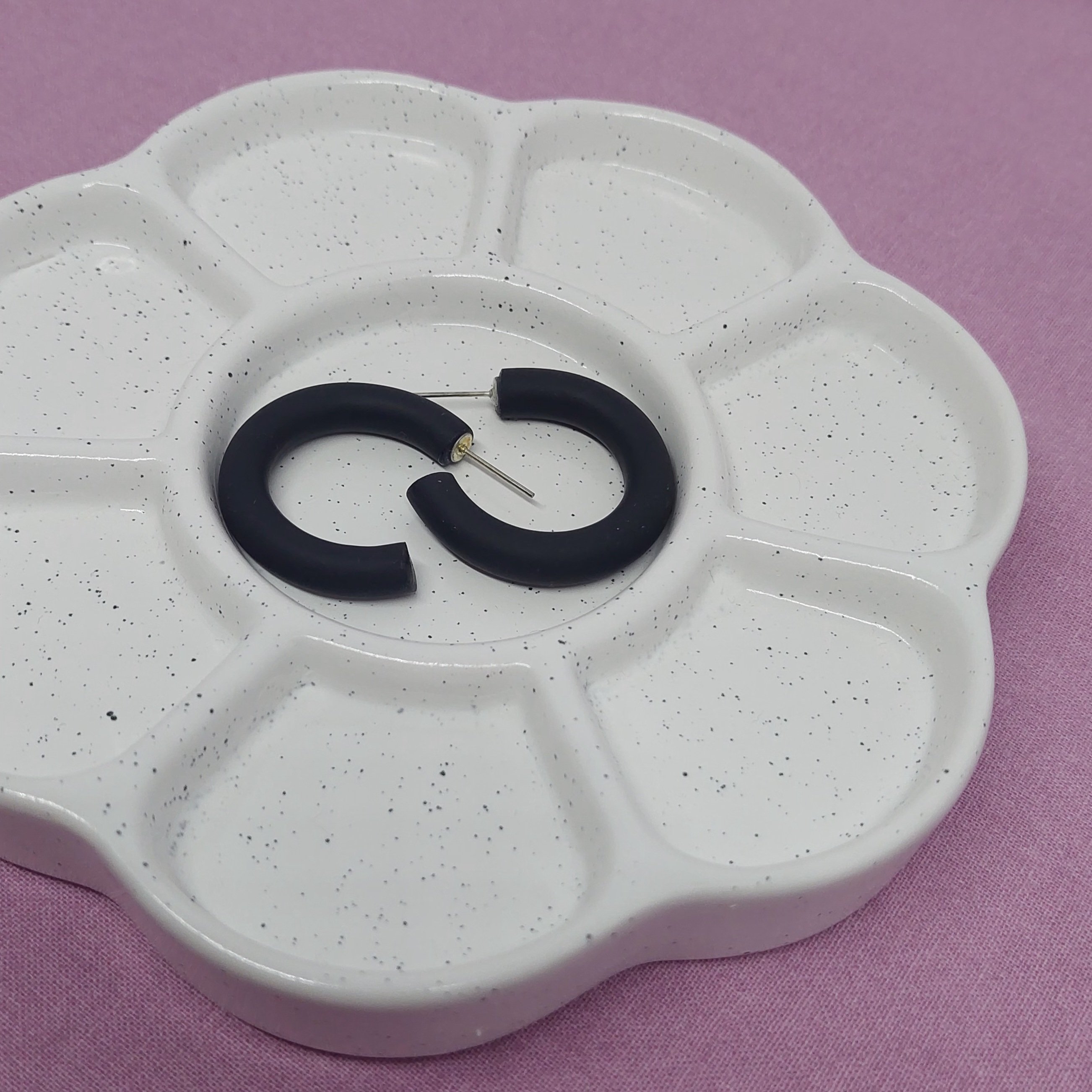 Cr&eacute;oles noires mat et unies